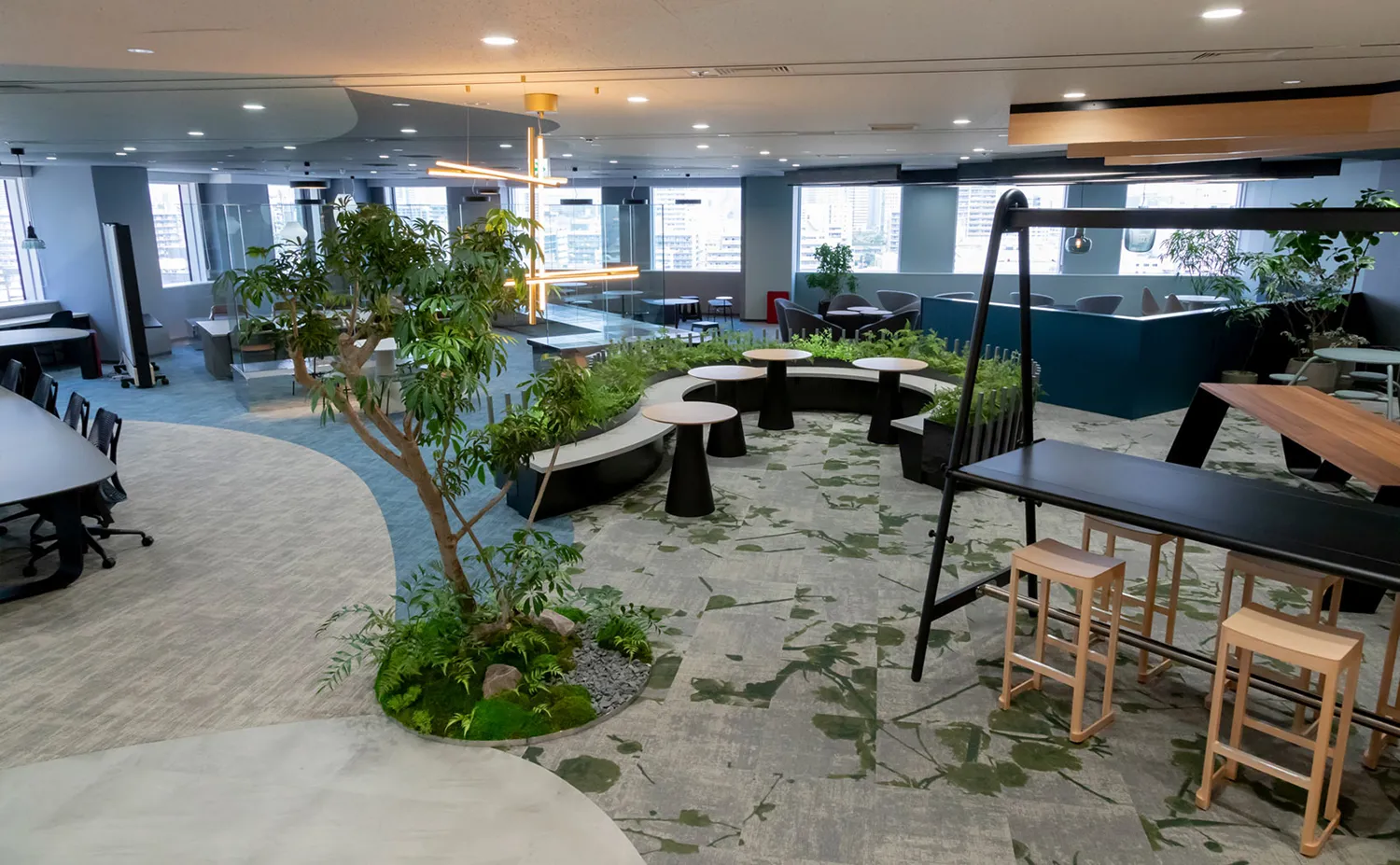 Aderans Company Limited